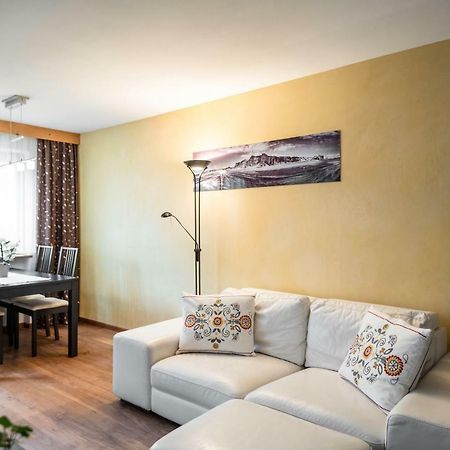 Apartments Tino Ла Вале Екстериор снимка
